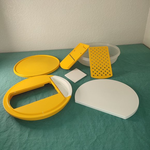 Collectible Yellow Tupperware Vintage 1980s Cheese Grater Set 8 pcs Complete - Picture 1 of 9